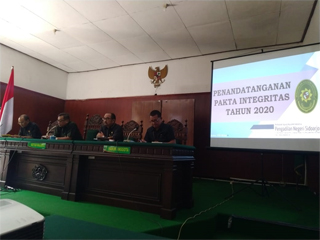 Penandatanganan Pakta Integritas dan Perjanjian Kerja Tahun 2020